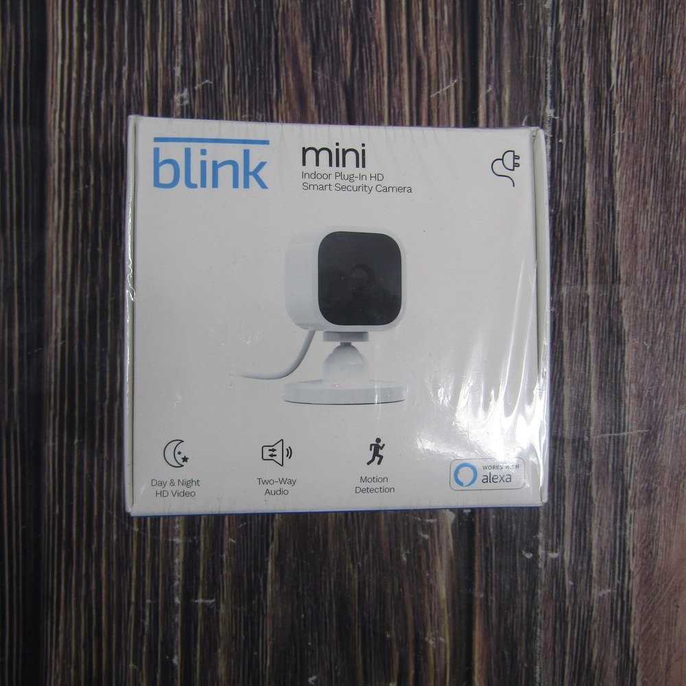 Blink Mini Indoor Plug-In HD Security Camera White WiFi Alexa Model BCM00300U